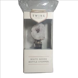 TWINE Living Co. White Geode Silver Plated Wine Bottle Stopper New in Box